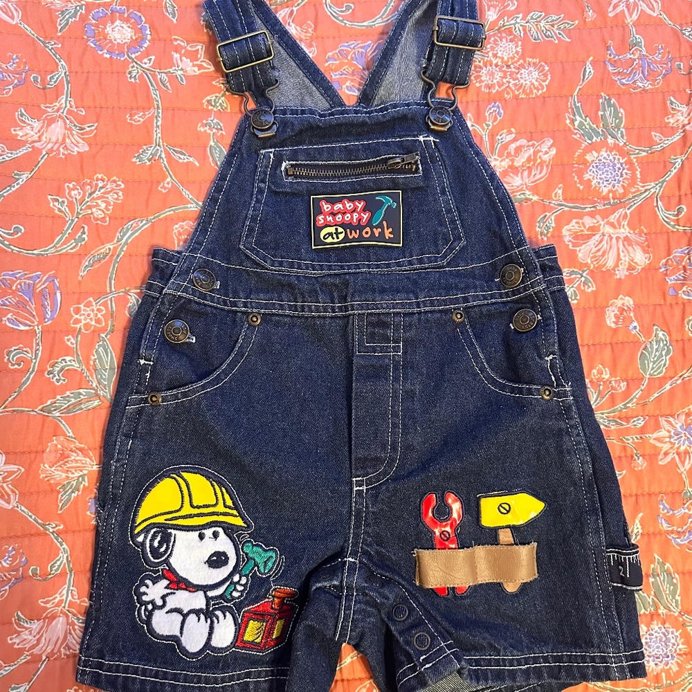 Vintage 90’s Baby Snoopy Overalls!